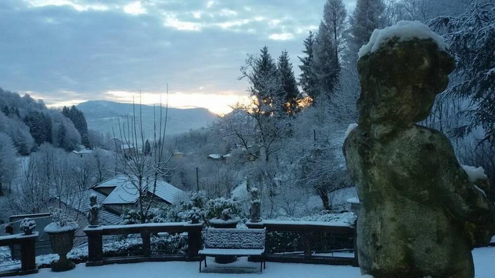 Hotel Villa Delle Ortensie Sant'Omobono Imagna Kültér fotó