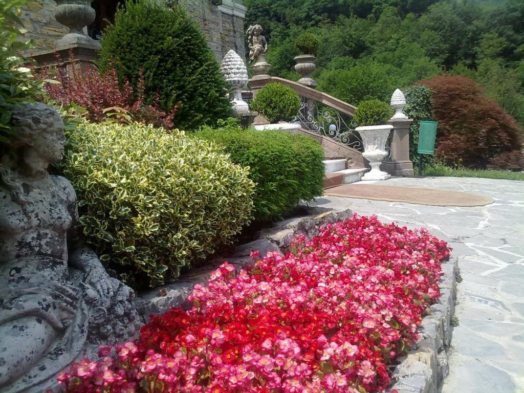 Hotel Villa Delle Ortensie Sant'Omobono Imagna Kültér fotó