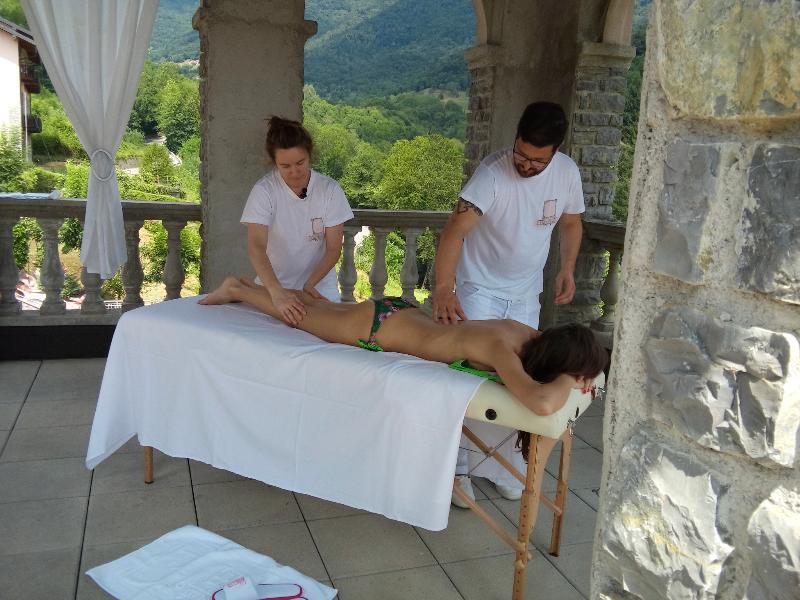 Hotel Villa Delle Ortensie Sant'Omobono Imagna Kültér fotó