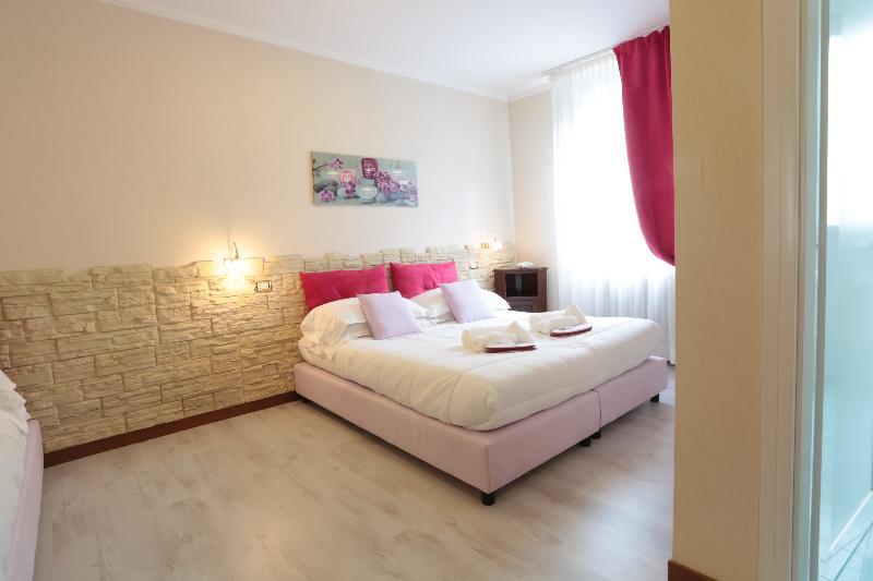 Hotel Villa Delle Ortensie Sant'Omobono Imagna Kültér fotó